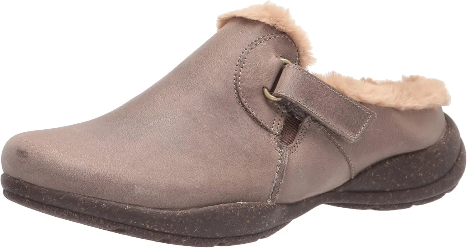 Clarks Women's Roseville Clog