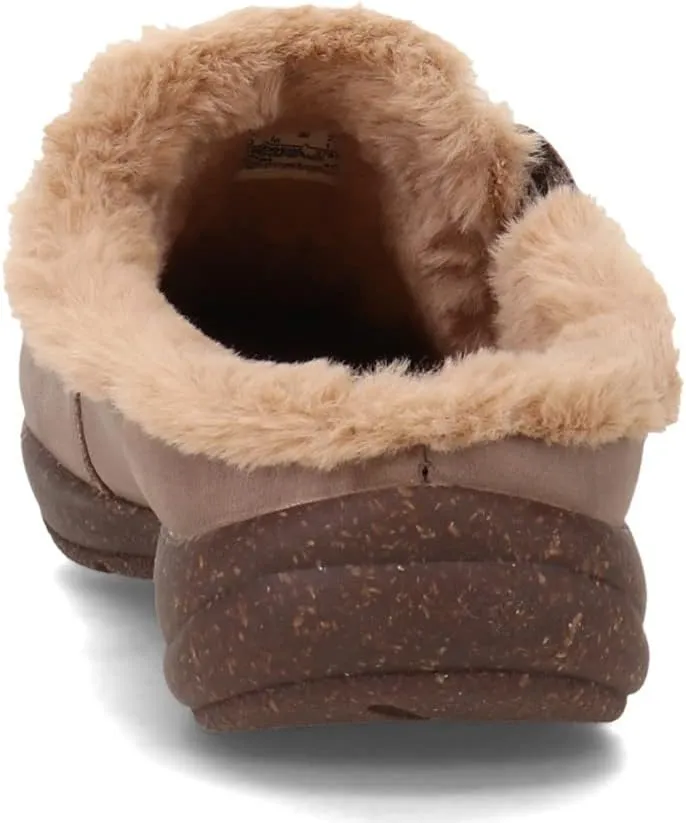 Clarks Women's Roseville Clog