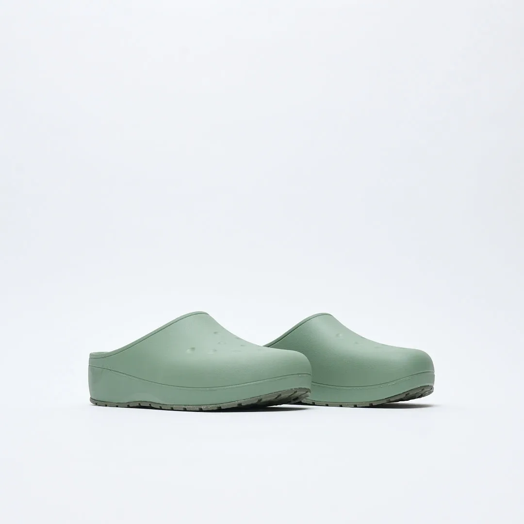 Crocs - Classic Energy Quiet Clog (Moss)