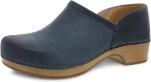 Dansko Brenna Slip On Clogs for Women – Memory Foam and Arch Support for All -Day Comfort and Support – Lightweight EVA Oustole for Long-Lasting Wear