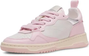 Everlie Sneaker