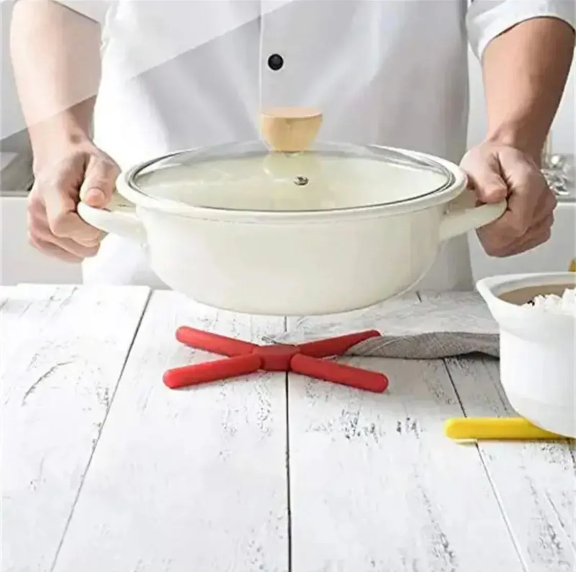 Foldable Non-Slip Pot Pan Mat