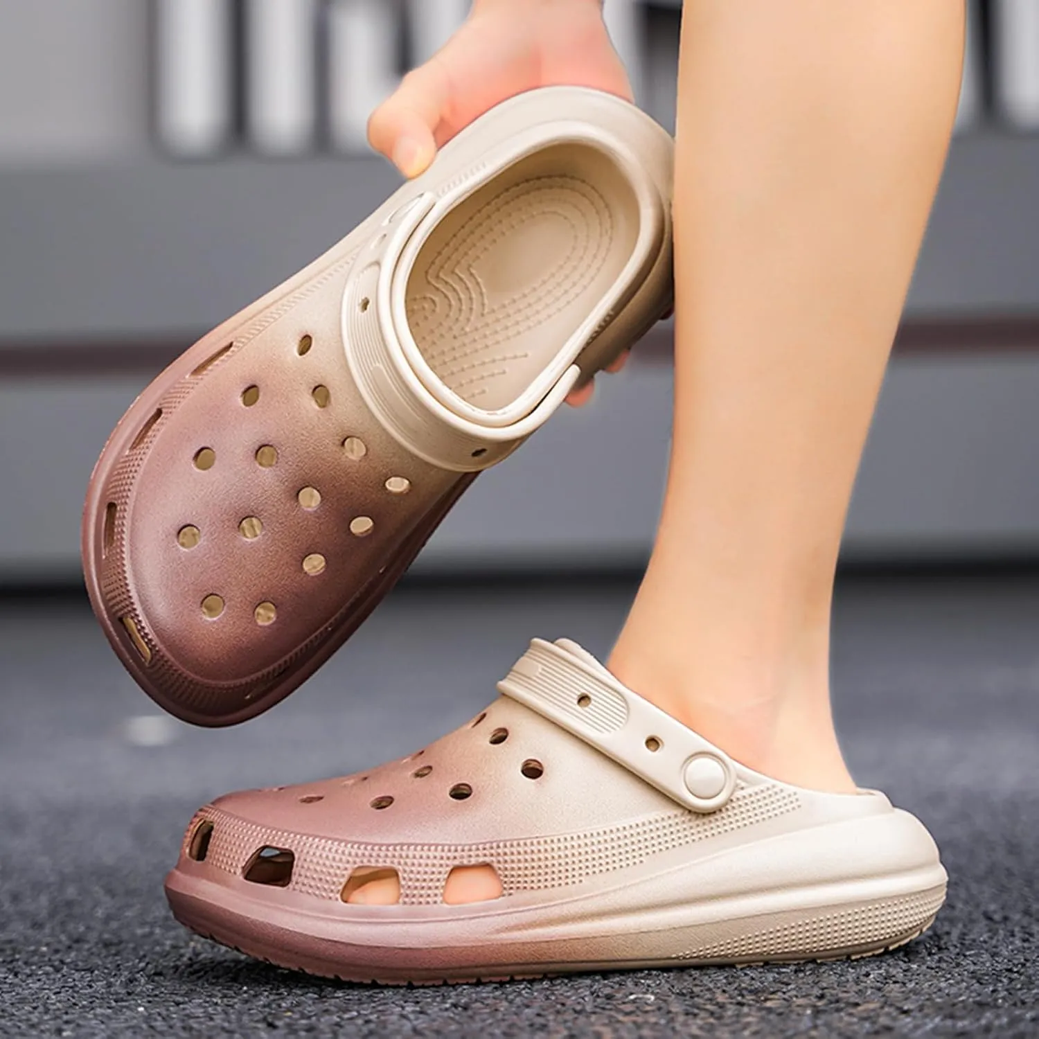 Garden Clogs for Women Men Comfortable Quick-Dry Slip On Shoes Unisex Adults Breathable Casual Lightweight Non Slip Slippers Sandals for Indoor Outdoor Pool Beach Yard Kitchen