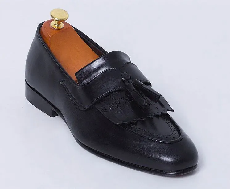 Handmade Black Fringe Buckle Leather Loafers for Men