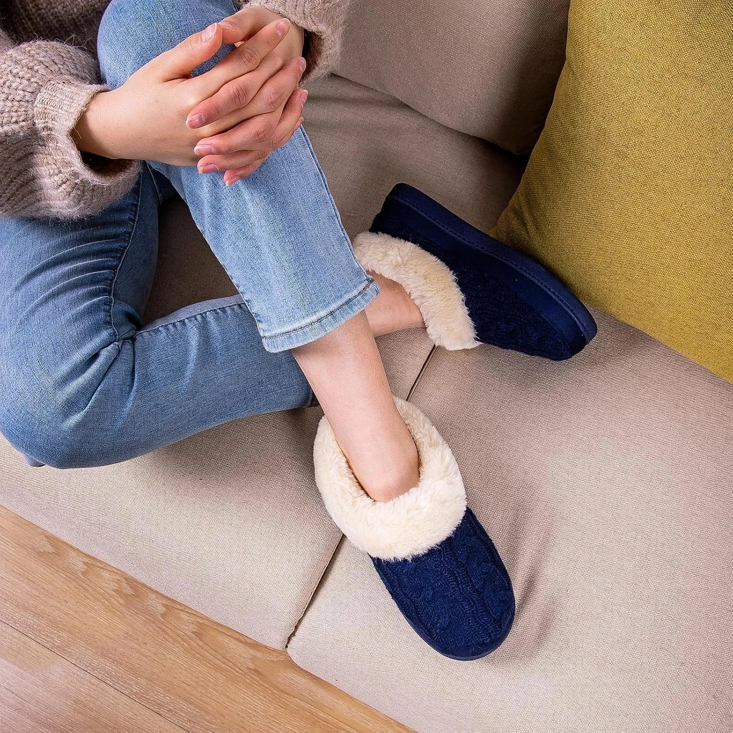 HomeTop Women's Knitted Clog Slippers Comfy Warm Memory Foam Non-slip Indoor House Shoes with Fuzzy Collar