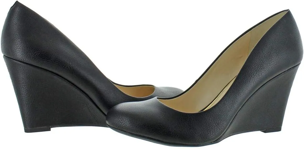 Jessica Simpson Women's Cash Slip On Wedge