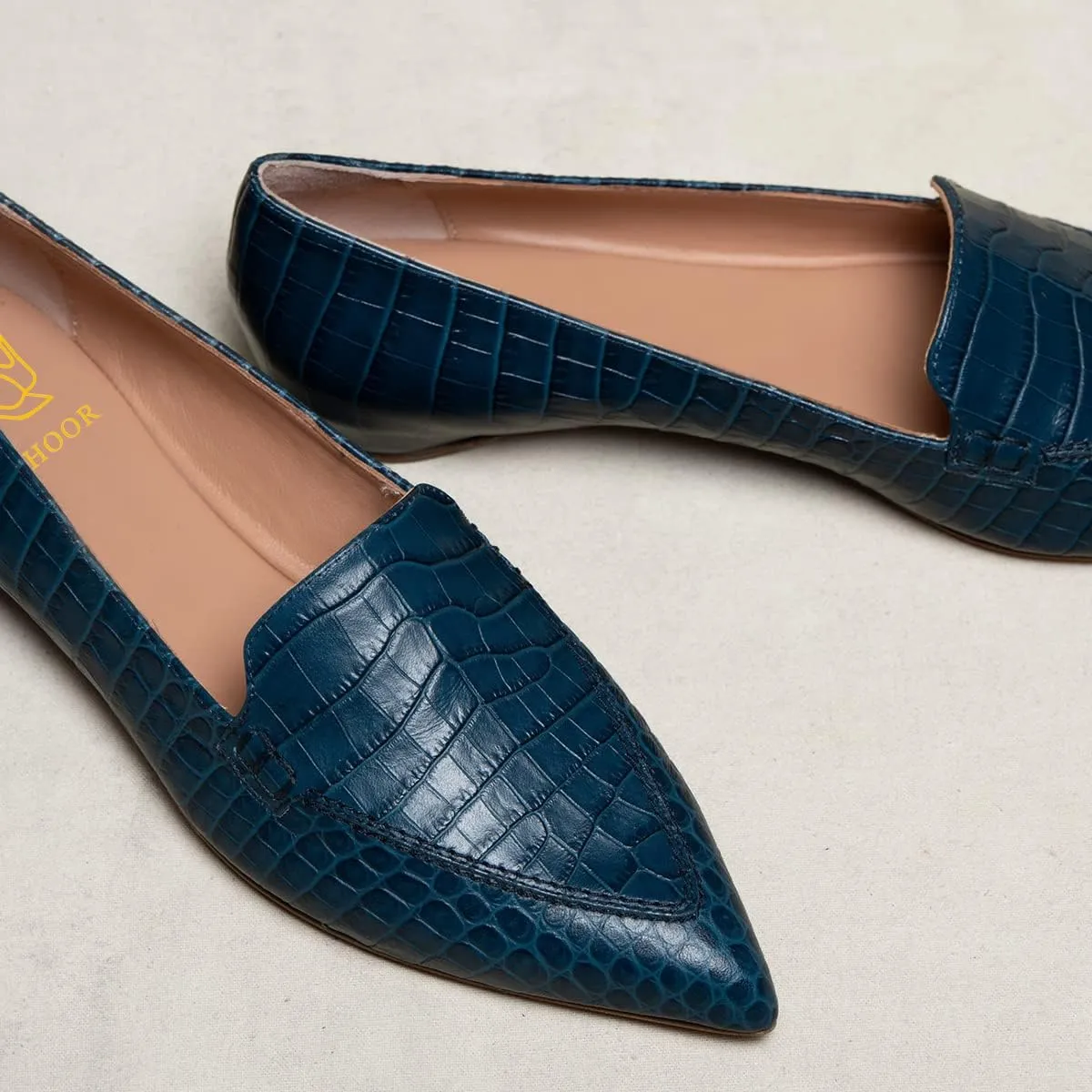 LEHOOR Women Casual Pointed Toe Loafer Flats Shoes Slip On Suede Penny Loafers Flat Heel Closed Pointy Toe Driver Coach Office Loafers Crocodile Snakeskin Flats Dressy Comfort Fall Retro 4-11 M US