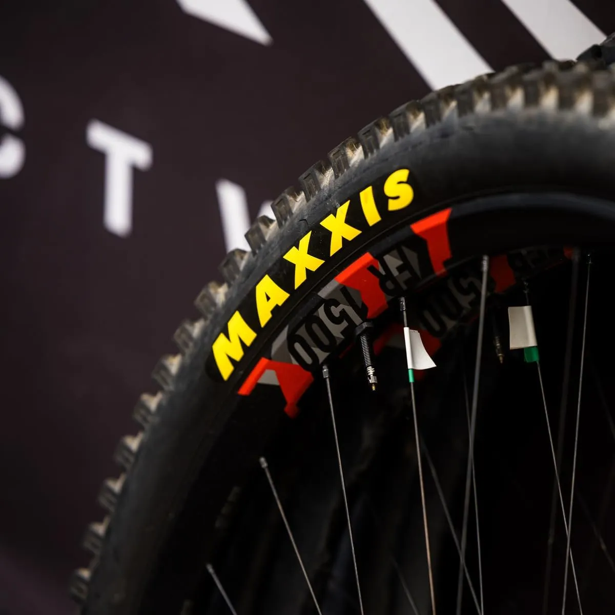 Maxxis DTH - Single Compound - 26" - Grooved Slick for BMX and Dirt Jumping