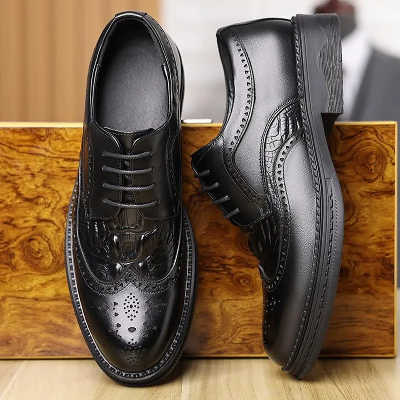 Men's Brogue Oxfords Shoes Fashion Classic Carved Lace Up Leather Low Heels Dress Shoe