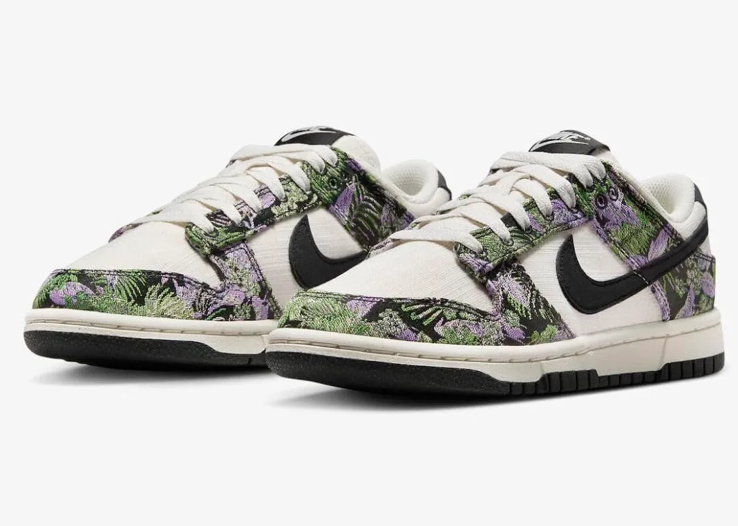 Nike Women's Modern