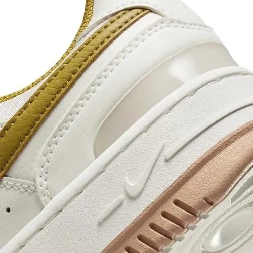 Nike Women's Sneaker
