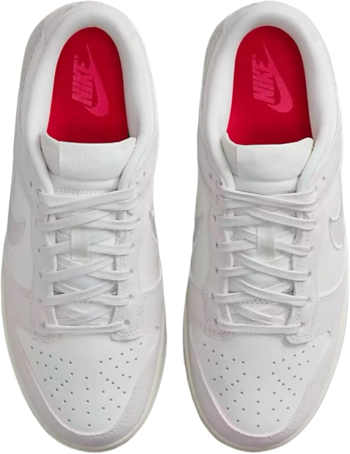 Nike Women's W Dunk Low Sneaker