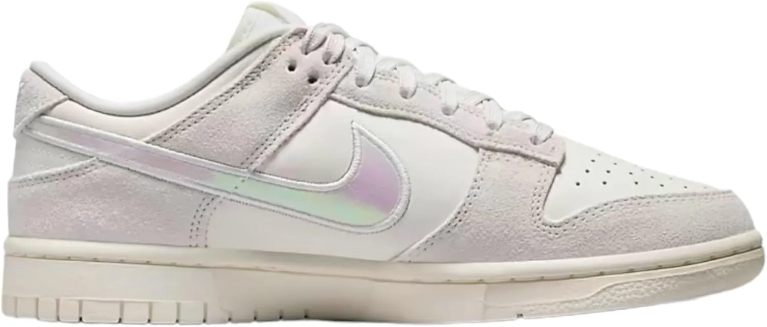 Nike Women's W Dunk Low Sneaker