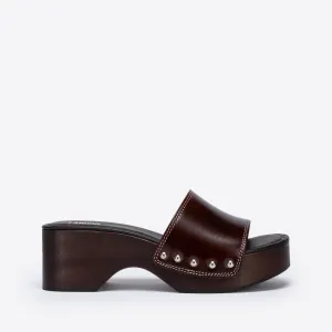 Nonna Clog Walnut