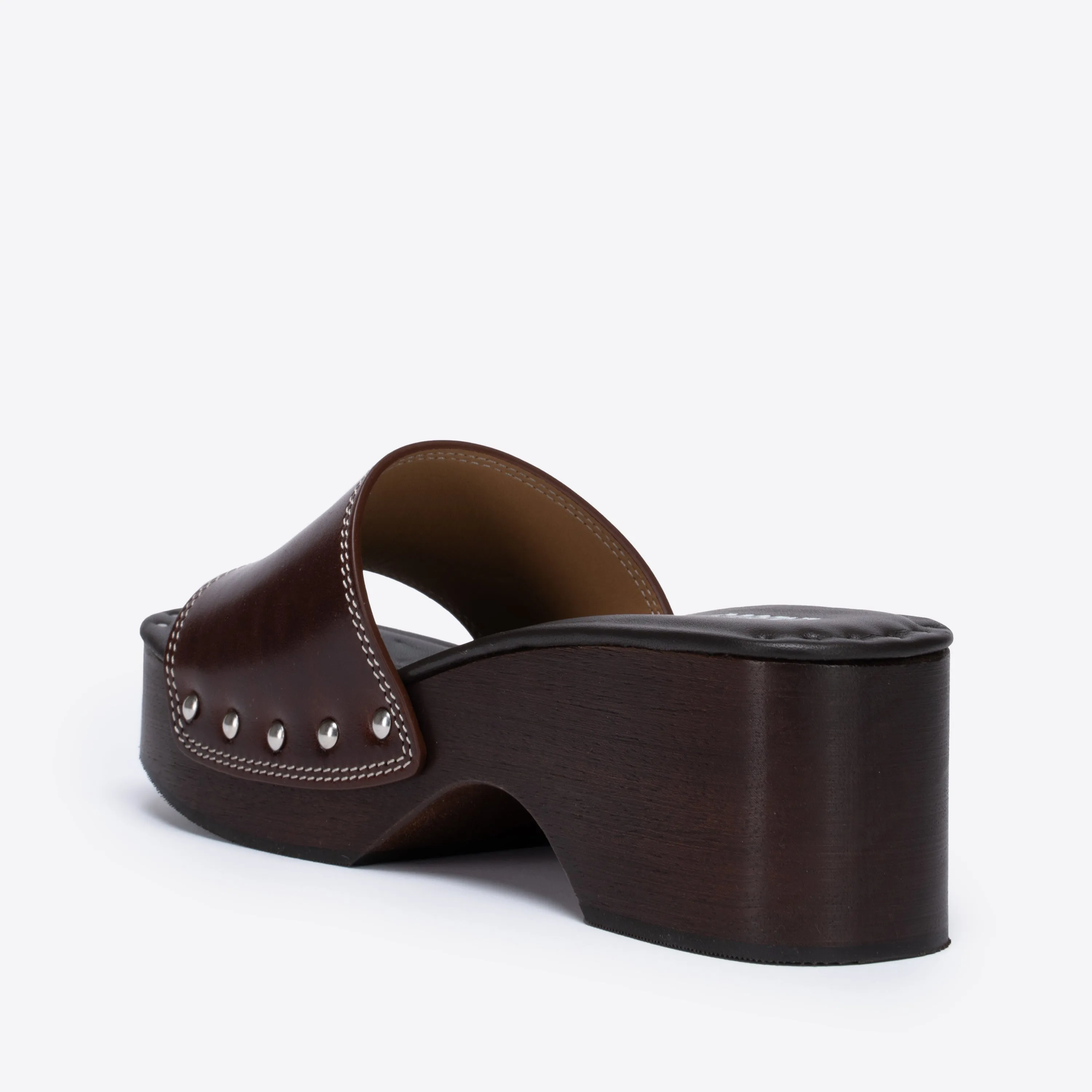 Nonna Clog Walnut