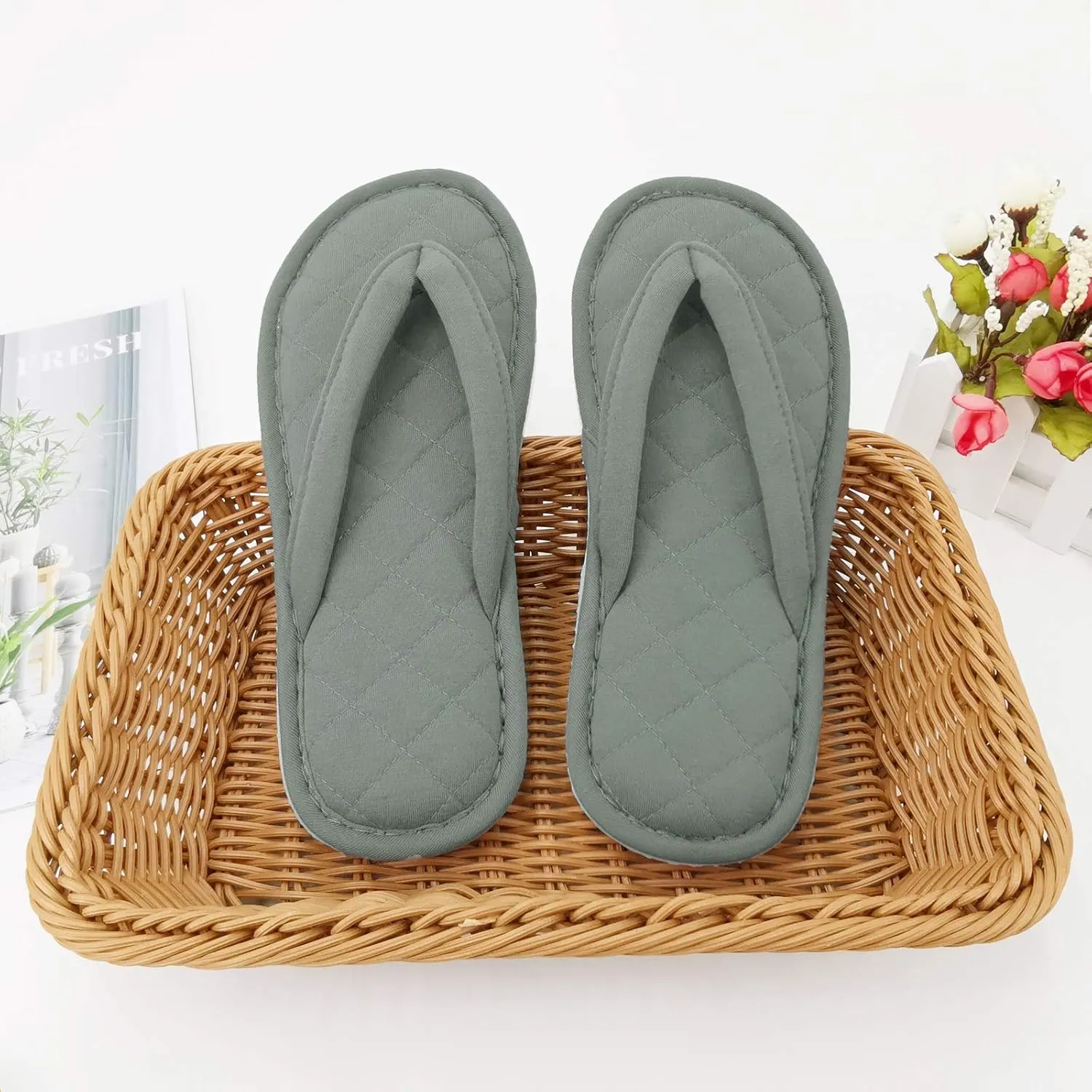 ofoot Women's Cozy Cotton House Slippers Thong Flip Flops Memory Foam Insole Open Toe Indoor Slip On Shoes