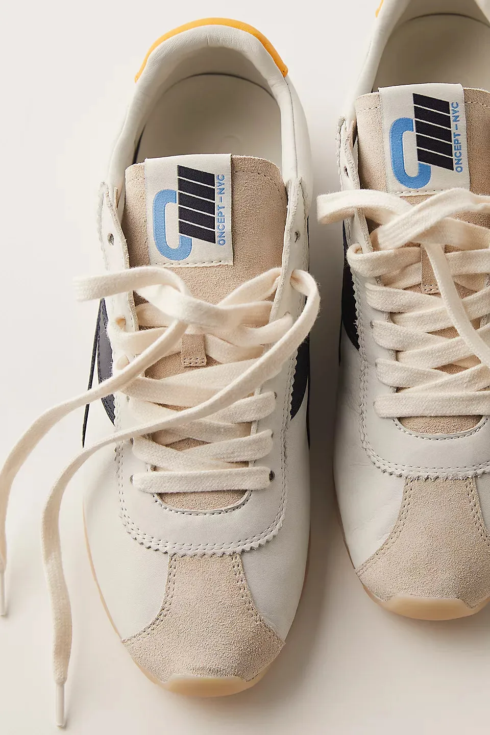 ONCEPT ESSEX SNEAKERS IN RETRO INDIGO