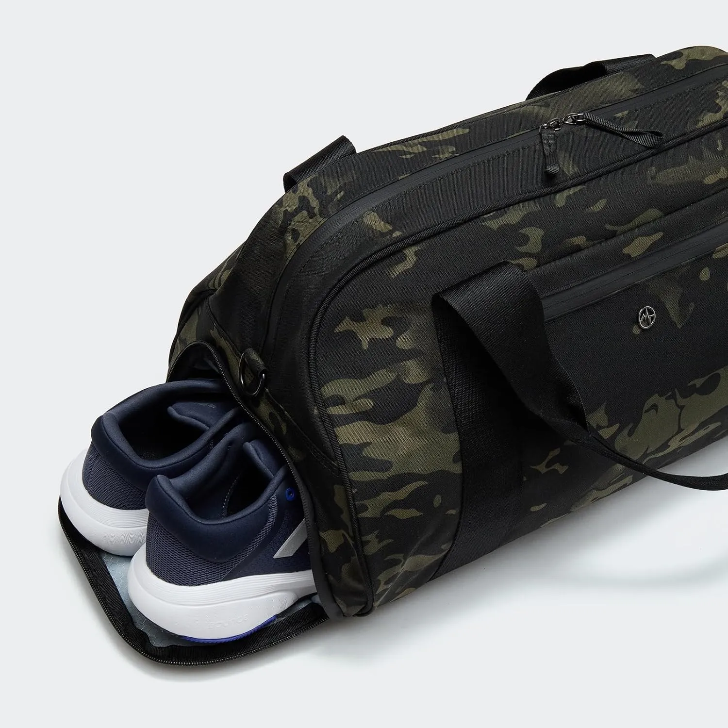 Pander 28L Large Gym Duffle Bag with Shoe Compartment, Fit for Travel, Weekend, Sports, Workout, Overnight.(Camo)