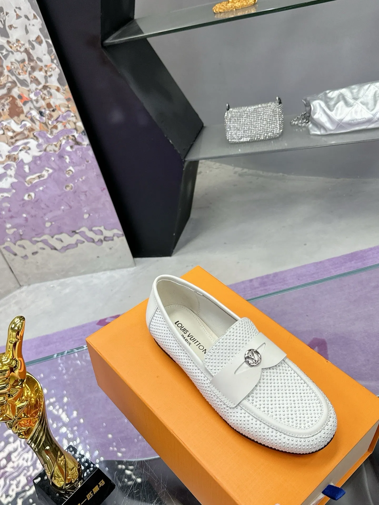 SE1616 LV Soho Flat Loafer / Size5-11
