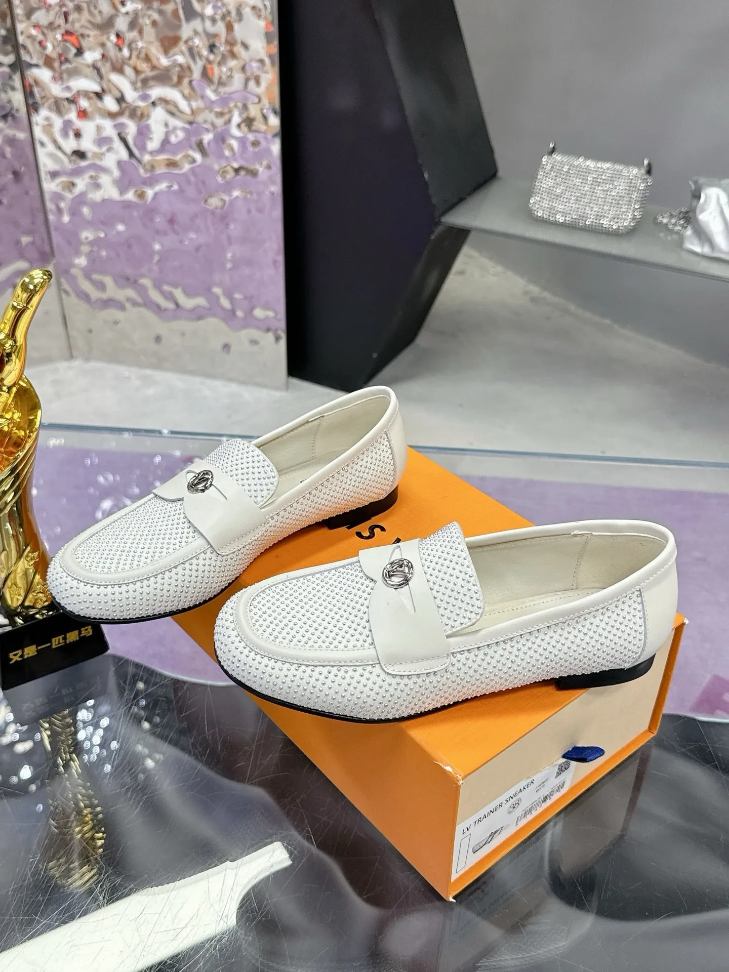 SE1616 LV Soho Flat Loafer / Size5-11