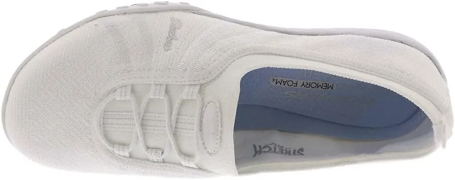 Skechers Women's Breathe Easy-Simple Pleasure Sneaker