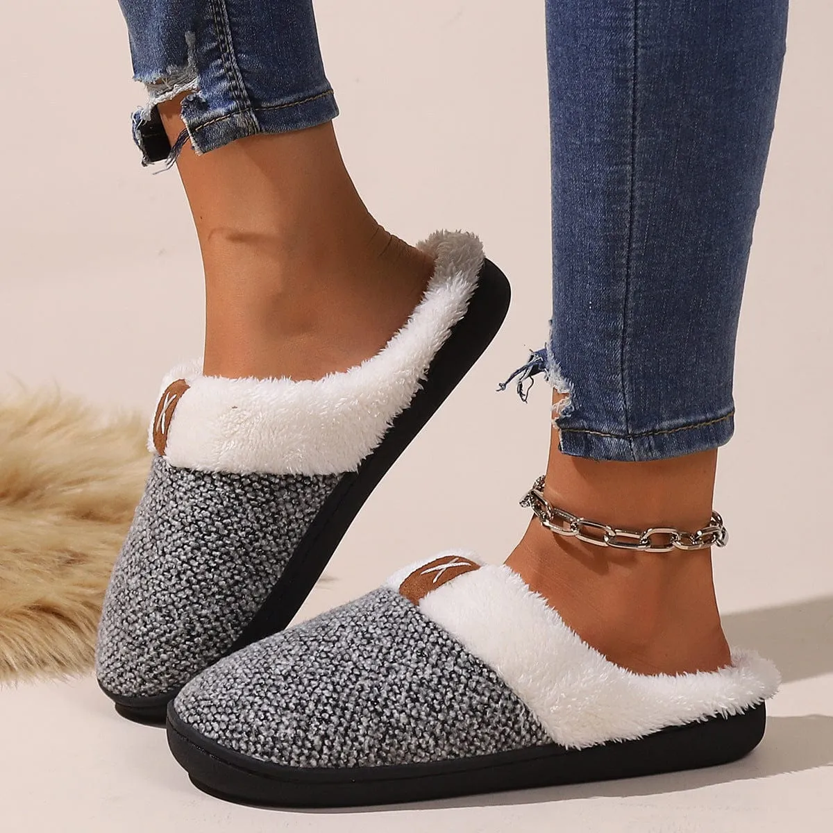 Slip-on Plush Slippers