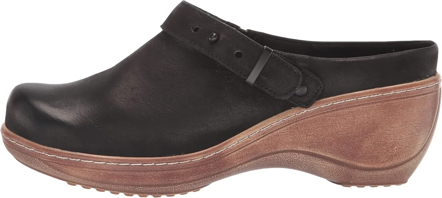 SoftWalk Women's Clogs