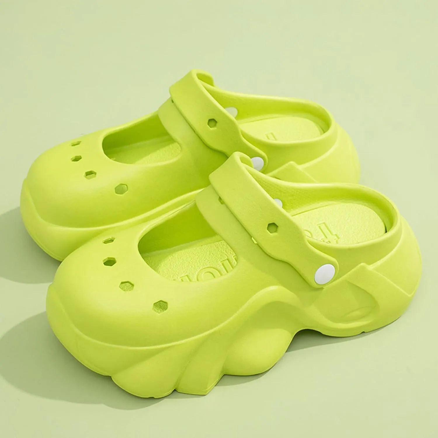 Sunporx Women's Platform Clogs Cute Soft Comfortable Beach Slip on Hight Heels Garden Sandals with DIY Charms Clog Shoes Lndoor Outdoor Walking Slippers