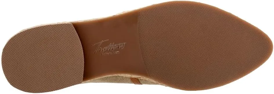 Trotters Women's Estelle Loafer