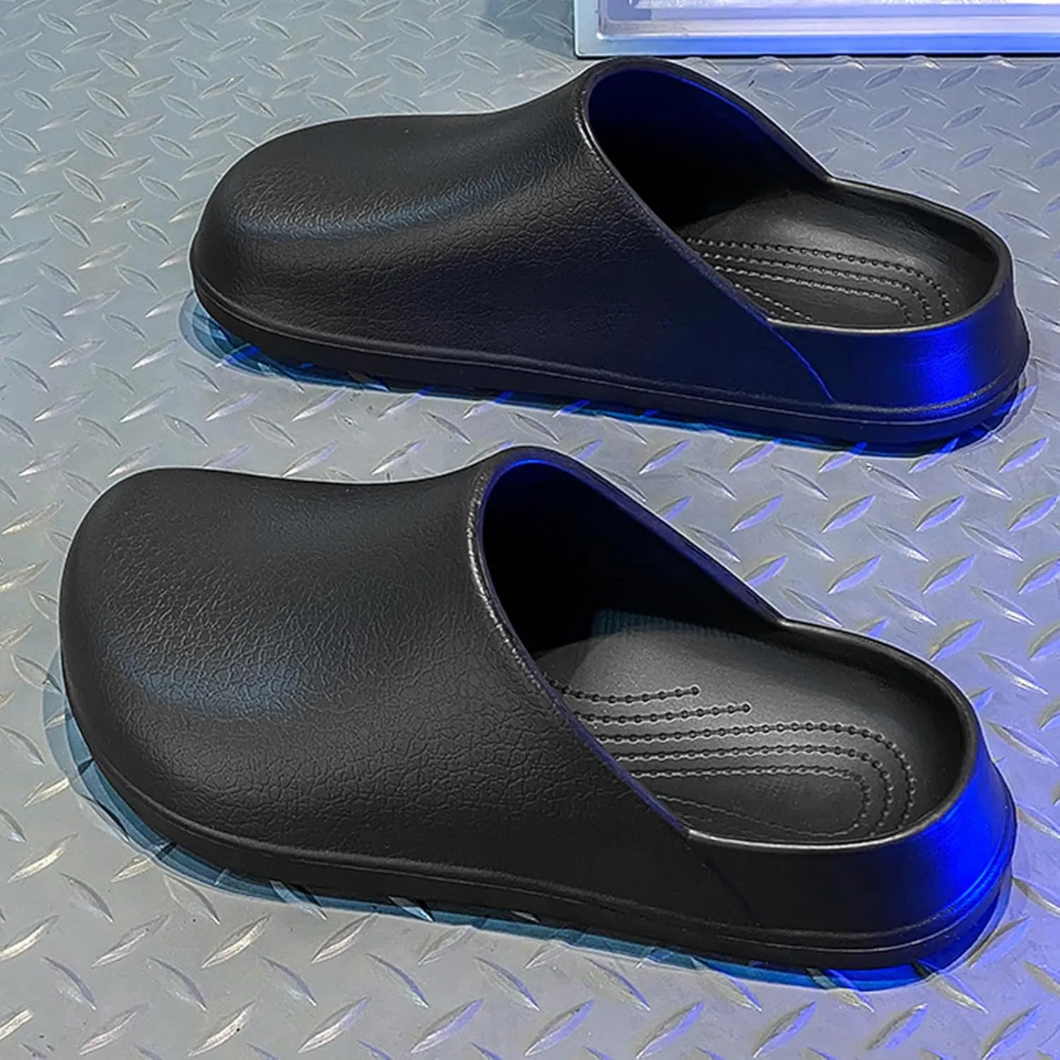 Unisex EVA clog slippers, comfortable, durable, non-slip, oil-resistant, waterproof, professional chef and nurse work shoes, casual style, two-wear minimalist kitchen shoes