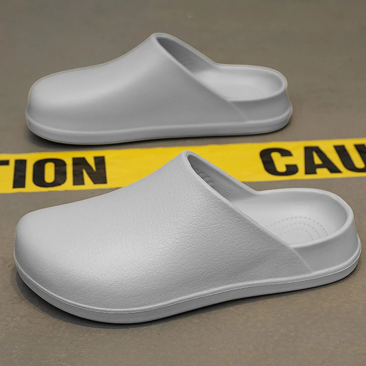 Unisex EVA clog slippers, comfortable, durable, non-slip, oil-resistant, waterproof, professional chef and nurse work shoes, casual style, two-wear minimalist kitchen shoes