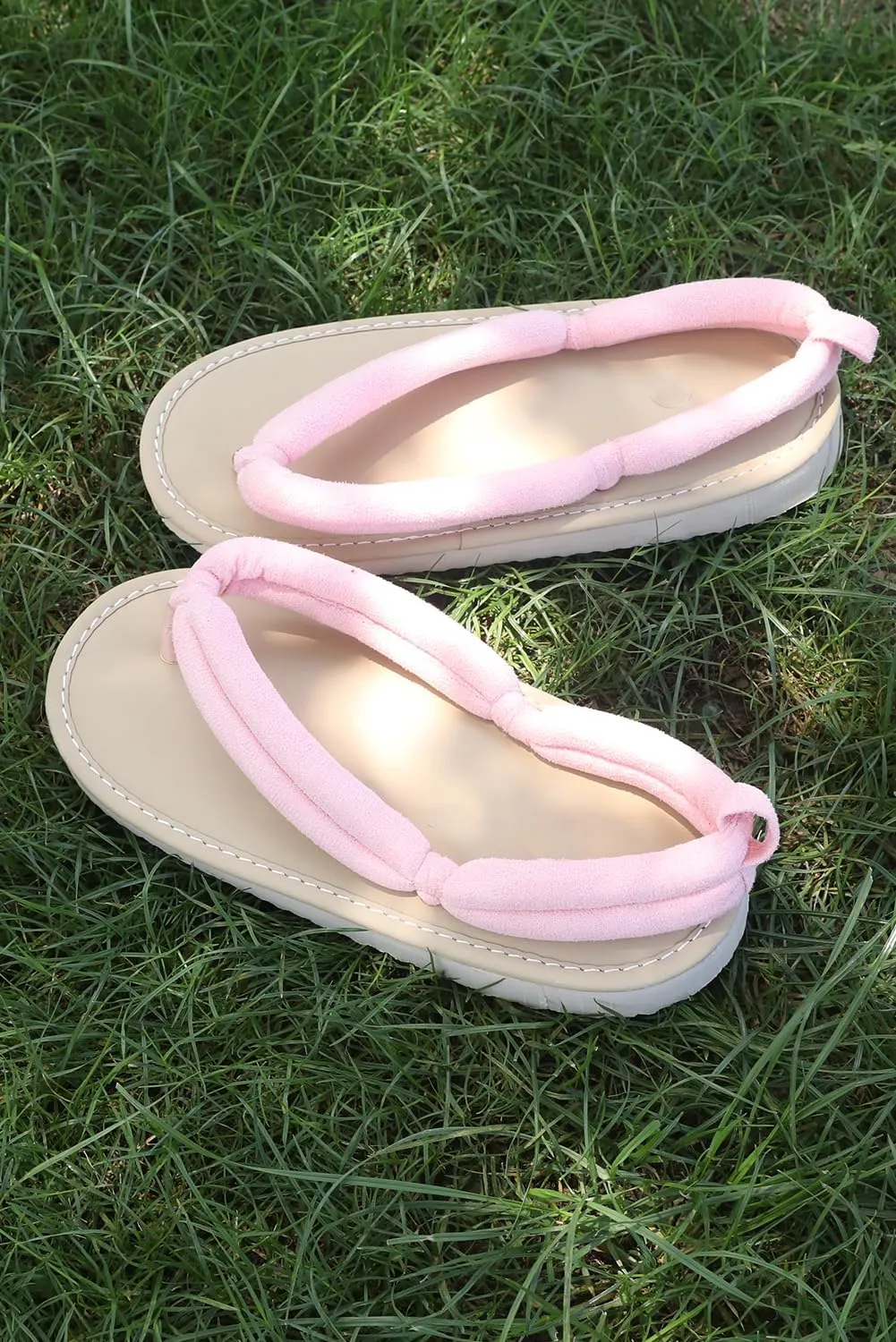 Wolancy Cosplay Clog Shoes Anime Costume Cloak Shoes Slippers with Socks