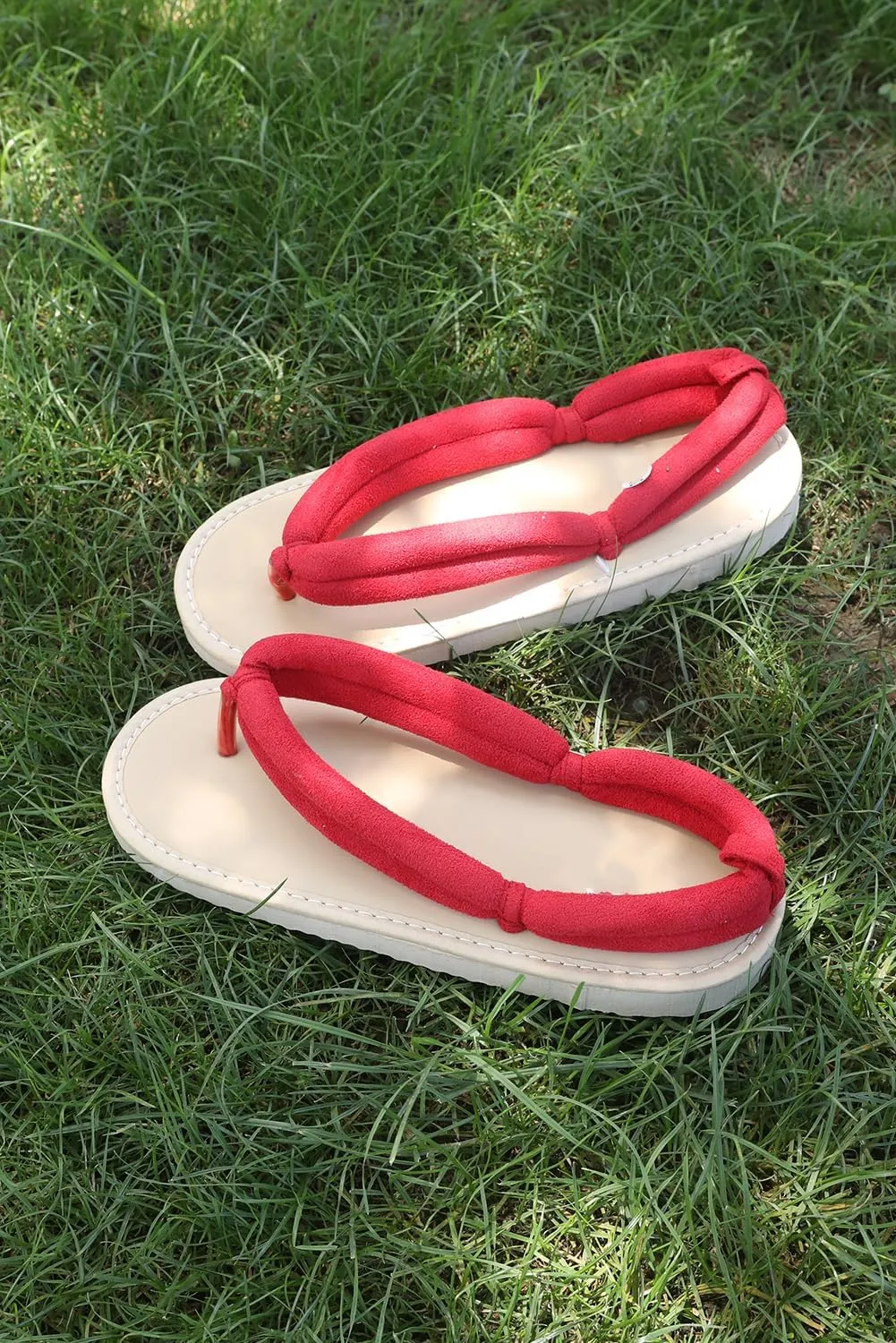 Wolancy Cosplay Clog Shoes Anime Costume Cloak Shoes Slippers with Socks