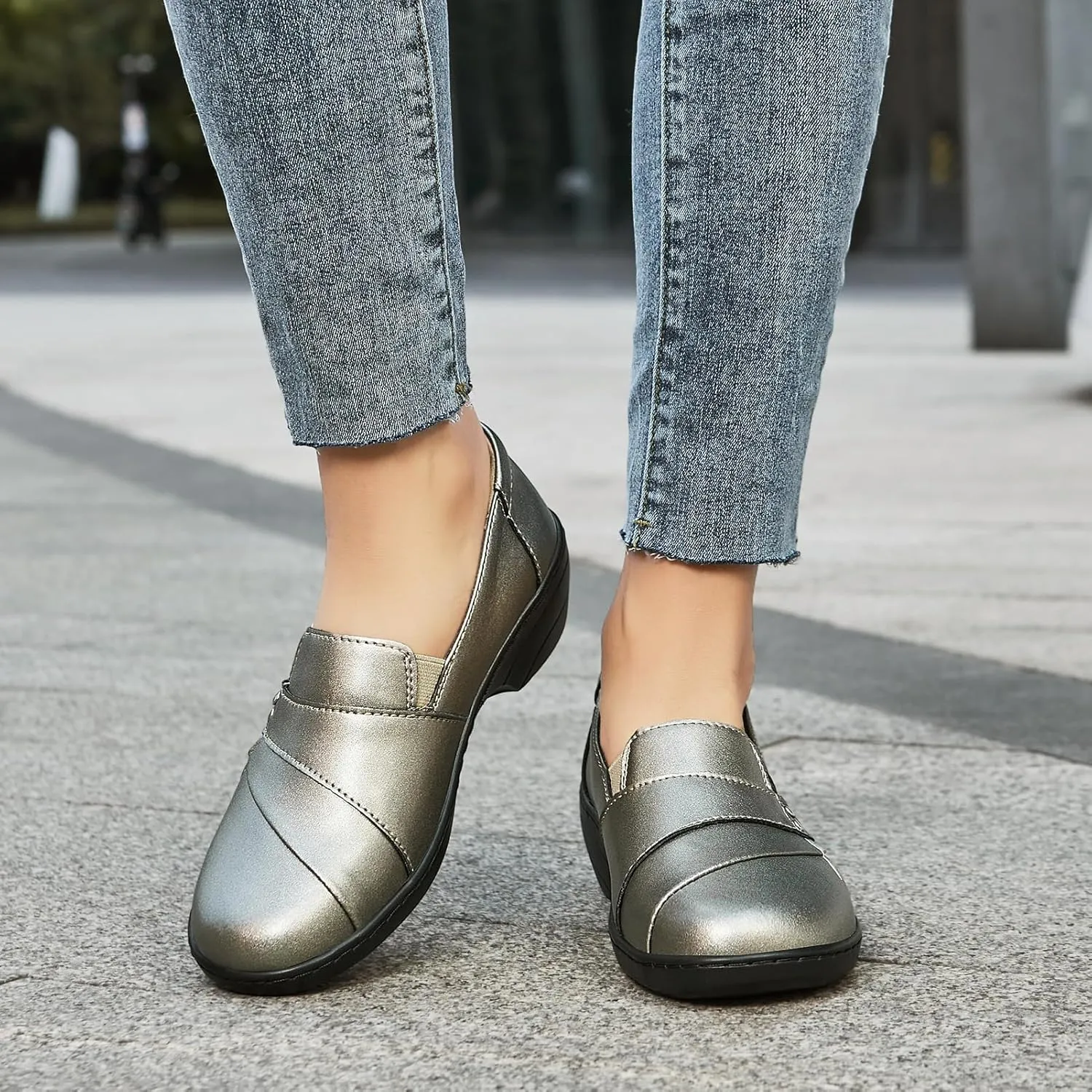 Women's Comfortable & Lightweight Leather Loafers Slip-Ons Stylish Business Casual Dress Shoes Work Office Everyday Walking Shoes for Women