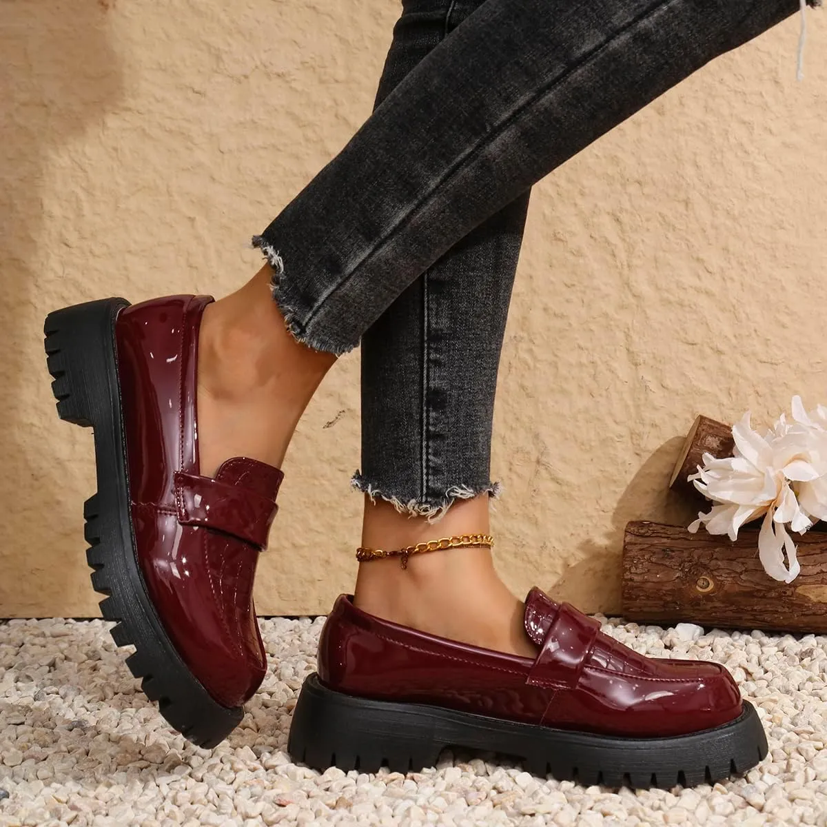 Women's Patent Leather Thick-Soled Loafers, Non-Slip wear-Resistant Artificial Leather Material, Crocodile Pattern Embossed Casual Business Work Shoes Commuting one Foot Stirrups